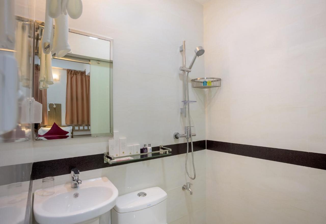 Beehive Central มาเล ภายนอก รูปภาพ