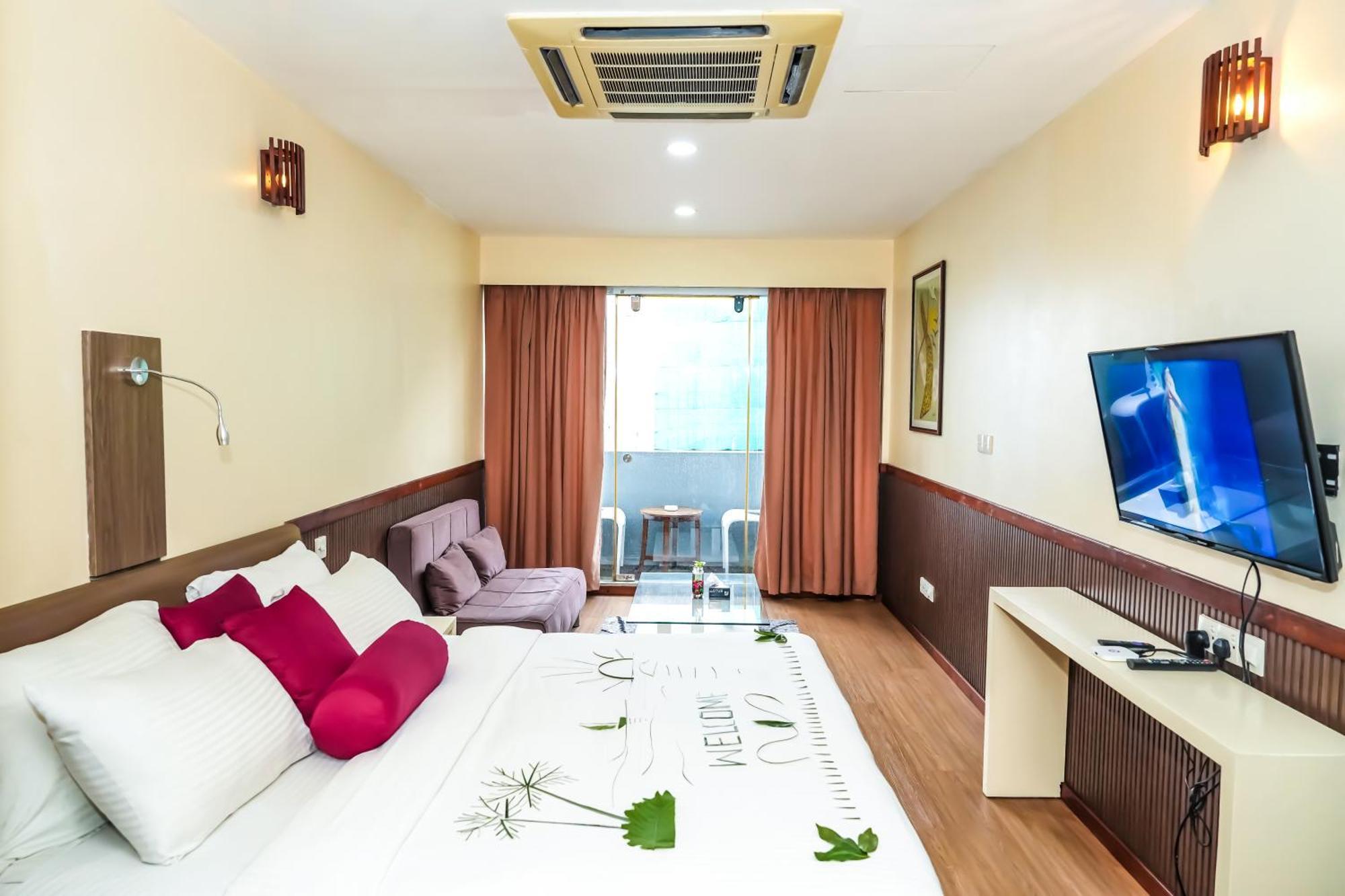 Beehive Central มาเล ภายนอก รูปภาพ